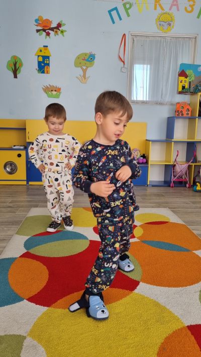 Честит рожден ден ДГ - ДГ Звънче - Стамболийски